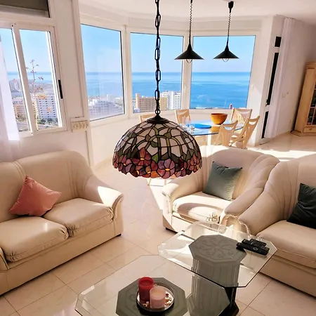 El Musgo Mit Meerblick Und Pool