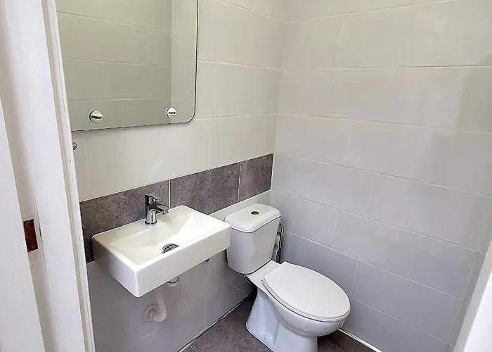 El Musgo Mit Meerblick Und Pool Hébergement de vacances *