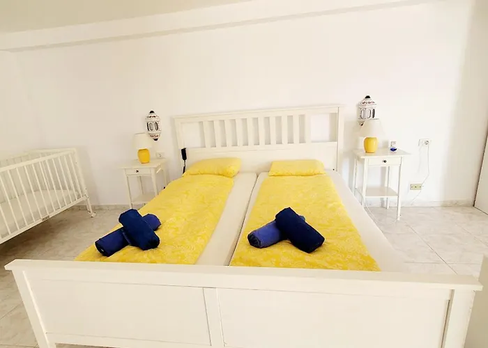 El Musgo Mit Meerblick Und Pool