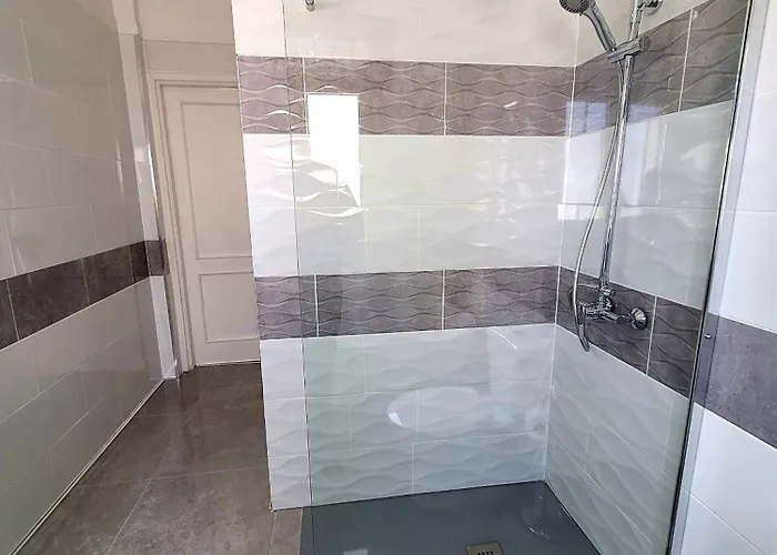 El Musgo Mit Meerblick Und Pool Hébergement de vacances *