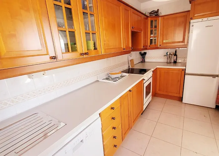 El Musgo Mit Meerblick Und Pool Hébergement de vacances