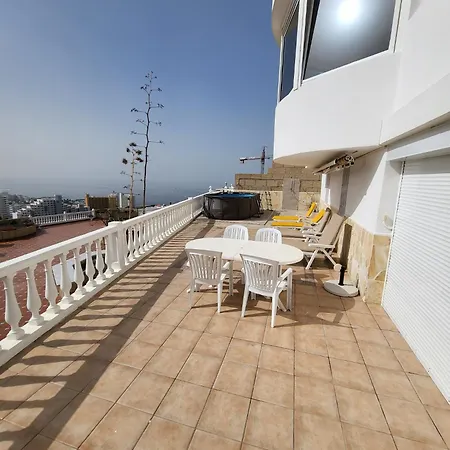 Vakantiehuis El Musgo Mit Meerblick Und Pool